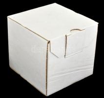 Malév irattartós óra, dobozában, 10x10x10 cm