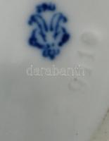 Volkstedt porcelán pillangó. Kézzel festett, jelzett, hibátlan, m: 7,5 cm