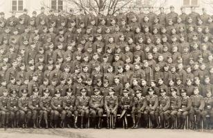 cca 1940 Nagy méretű katonai fotó II. vh német katonák és tisztek, fotó, kartonon 35x32 cm