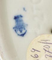 Zsolnay strandoló lány. Kézzel festett, jelzett, hibátlan 27 cm