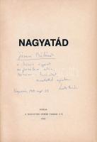 Laczkó András: Nagyatád. Nagyatád, 1979, Városi Tanács V.B., 86+(2) p. Fekete-fehér fotókkal illusztrálva. Egészvászon-kötésben. Megjelent 1000 példányban. A szerző által Jávori Béla (1931-2008) újságíró, főszerkesztő, fotóművész részére DEDIKÁLT példány.