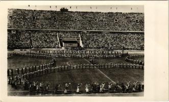 Budapest XIV. A Népstadion ünnepélyes megnyitója. Gink Károly felvétele. Képzőművészeti Alap Kiadóvállalat / Festive inauguration of the Peoples Stadium