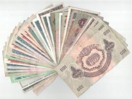 45db-os vegyes korona, pengő és forint bankjegy tétel, közte 1945. 1.000.000P "Csili 1975. ápri...