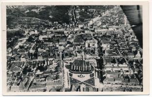 1940 Kolozsvár, Cluj; látkép repülőgépről. légi felvétel / aerial view from an airplane. photo + 1940 Kolozsvár visszatért So. Stpl.