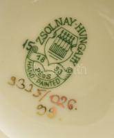 Zsolnay pillangó mintás váza, jelzéssel, kopott aranyozással, m: 18 cm