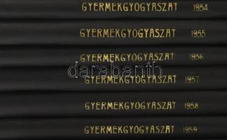 1954-1973 Gyermekgyógyászat folyóirat 20 (V-XXIV.) teljes évfolyama. Félvászon-kötésekben, jó állapo...