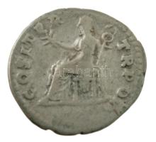 Római Birodalom / Róma / Vespasianus 74. Denarius Ag (3,22g) T:VF Roman Empire / Rome / Vespasianus ...