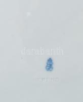 7 darabos illusztris porcelán tétel: Óherendi lapostányér, Óherendi mélytányér, Herendi levél alakú ...