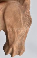 Izsépy Margit: Lófej formájú könyvtámasz, kerámia, apró foltokkal, jelzett. m: 22cm