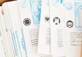 1992 Barátkozz Istennel! Bibliai és ikonográfiai játék. Kártyákkal és útmutatóval, sérült dobozban