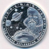 Németország 2009. "A Kepler-törvények 400. évfordulója" ezüstözött Cu emlékérem (35mm) T:PP Germany 2009. "400th Anniversary of the Kepler laws" silver-plated Cu commemorative medallion (35mm) C:PP
