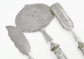 Ezüst (Ag) nyelű süteményes kanál szett, 3 db, jelzéssel, egyik javított, bruttó: 171 g