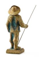 Halász bronz szobor. Jelzés nélkül. 16 cm