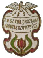 ~1905-1910. A Magyar Szent Korona Országai Vasutas Szövetsége zománcozott fém jelvény, alsó részén a Tulipános Iparvédő Mozgalom jelképével (31,5x23mm) T:XF zománchiba