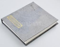 Kína, 20. sz., 4 darabos anyagában színezett üvegtömb, virágmintákkal, kalligráfiával. Egyiken patta...