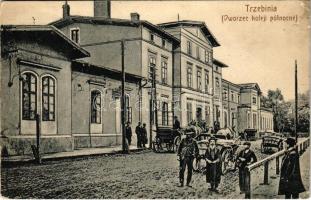 Trzebinia, Tchebin (Galizien); Dworzec koleji pólnocné / railway station (wet corners)