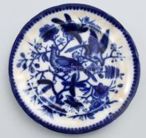 cca 1850 Villeroy & Boch Fasan mintás tál. Máz alatti kékkel festett, jelzés nélkül, mázrepedéssel, repedéssel, d: 23,5 cm