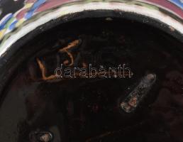 19. sz. vége, Hódmezővásárhely, 3 darab népi kerámia: vázák, kancsó. Sérüléssel, m: 14-18 cm