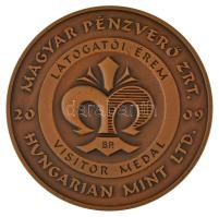 2009. "Magyar Pénzverő Zrt. Látogatói Érem / Elődeink - Körmöcbánya" kétoldalas bronz emlékérem kapszulában (42,5mm) T:UNC / Hungary 2009. "Hungarian Mint Ltd. Visitor Medal / Our ancestors - Kremnica" bronze medallion in capsule (42,5mm) C:UNC