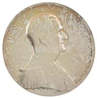 1993. "Vitéz Nagybányai Horthy Miklós Magyarország kormányzója / Temetésének emlékére 1993. szeptember 4." ezüstözött fém emlékérem tokban (40mm) T:AU patina
