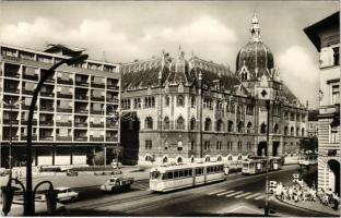 Budapest IX. Üllői úti, Lottóház, villamosok, autók, büfé, üzletek. Képzőművészeti Alap Kiadóvállalata