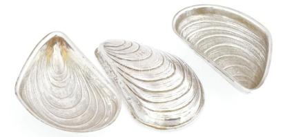 Ezüst(Ag) 3 db kagyló tálka, jelzett, 7,5×4,5 cm, nettó: 29,3 g