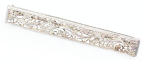 Ezüst(Ag) filigrán bross, jelzett, 4,8×0,8 cm, nettó: 2,7 g