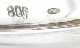 Ezüst(Ag) áttört háromlábú kerek kínáló, jelzett, d: 12 cm, nettó: 128 g