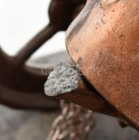 Római fogathajtó. Bronzírozott fém, sérült, 35x15x20 cm