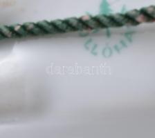 Hollóházi porcelán kulacs, oldalán "Vörös Meteor Egyetértés Sport Klub" felirattal. Jelzet...