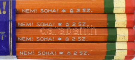 Nem! Nem! Soha! Irón, Schuler József R.T. Budapest, irredenta nemzetiszínű ceruza készlet (12 db), e...