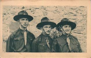 Romanian scouts around Europe on foot