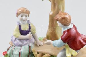 Schierholz porcelán libikókázó gyermek pár. Gazdag plasztikus díszítéssel ellátott porcelán szobor, ...
