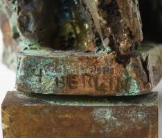 Lakner László (1936-): Krampusz, 1987. Patinázott Bronz szobor, jelezve fent az oldalán: Lakner 87. ...