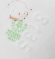 Hollóházi matyó menyecske. Kézzel festett, jelzett, hibátlan m: 31 cm