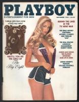 1982 Playboy erotikus magazin amerikai kiadásának 1982. szeptemberi száma, angol nyelven, kissé sérült címlappal, helyenként kisebb lapszéli ázásnyomokkal