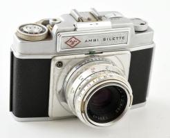 cca 1959 AGFA Ambi Silette fényképezőgép, 35mm filmformátum, Agfa Color-Solinar 50mm f/2.8 objektívvel, eredeti bőr tokjában / Vintage German 35mm film camera, in original leather case