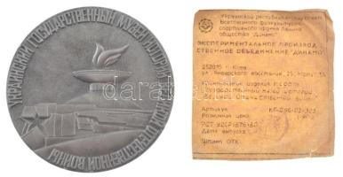 Szovjetúnió DN. "Ukrán Történeti Múzeum - Honvédő Háború / 1941-1945" kétoldalas Al emlékérem tokban, tanúsítvánnyal (58mm) T:1 Soviet Union ND "Ukrainian History Museum - Patriotic War / 1941-1945" two sided Al commemorative medallion in case with certificat (58mm) C:UNC