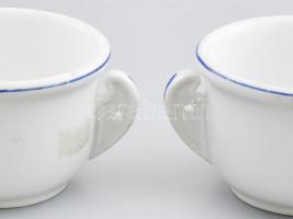 2 darab antik komacsésze, vastag anyagú, kék virágmintával, kopással, m: 7,5 cm