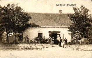1940 Dunaszentgyörgy, Godova Andor üzlete (r)