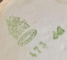 Gránit kancsó, kézzel festett virágmintával, mázrepedéssel, kopással, jelzéssel, m: 21 cm