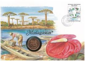 Madagaszkár 1992. 5A acél felbélyegzett borítékon, bélyegzéssel, német nyelvű leírással T:UNC Madagascar 1992. 5 Ariary steel in envelope with stamp, with German description C:UNC