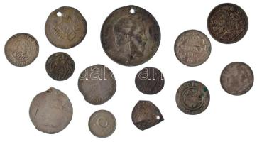 13db-os, többnyire gyenge állapotú, magyar és külföldi Ag érmékből álló tétel (összsúly: 32,57g) T:VF-Pr 13pcs, Hungarian and foreign Ag coin lot, mostly with weak conditions (total weight: 32,57g) C:VF-Pr