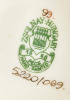 Zsolnay virág mintás váza. Kézzel festett, jelzett, minimális kopással 11cm