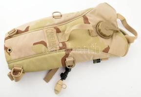 Terepszínű katonai camelback vízhordó táska 48 cm