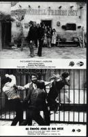 Westernfilmek egy-egy jelenete, eltérő időben készült filmekről 13 db produkciós, vintage filmfotó, ...