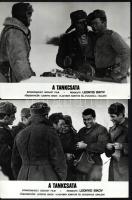 cca 1977 ,,Tankcsata" című szovjet film jelenetei és szereplői, 13 db vintage produkciós filmfo...