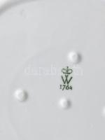 Wallendorf lila virágmintás kínáló, aranyozott gomb díszítéses áttört kosármintával, jelzéssel, hibá...