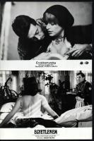 Szolidan erotikus filmjelenetek (bugyiban, melltartóban, vagy ezek nélkül, ágyban, asztalon, ablakba...