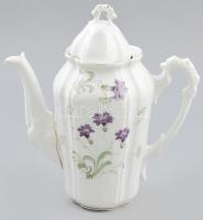 Szecessziós porcelán kanna, kézzel festett virágmintával, kis kopással, m: 24,5 cm